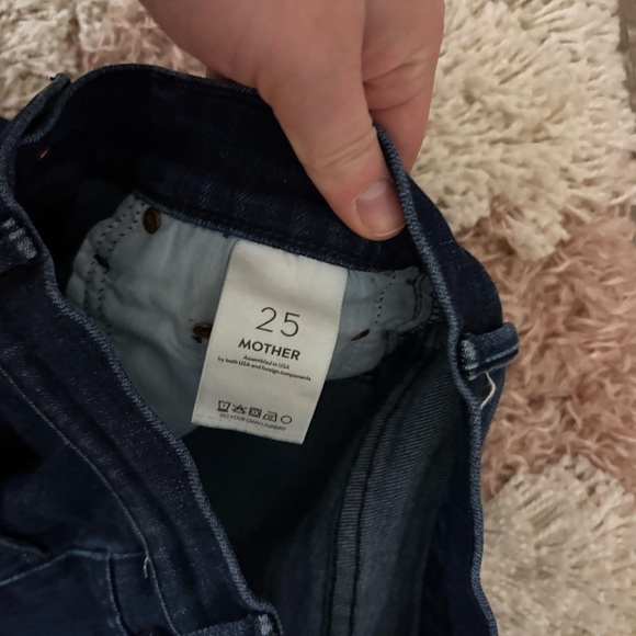 MOTHER The Insider Crop Step Fray Women's Deep Indigo Jeans - Picture 4 of 8